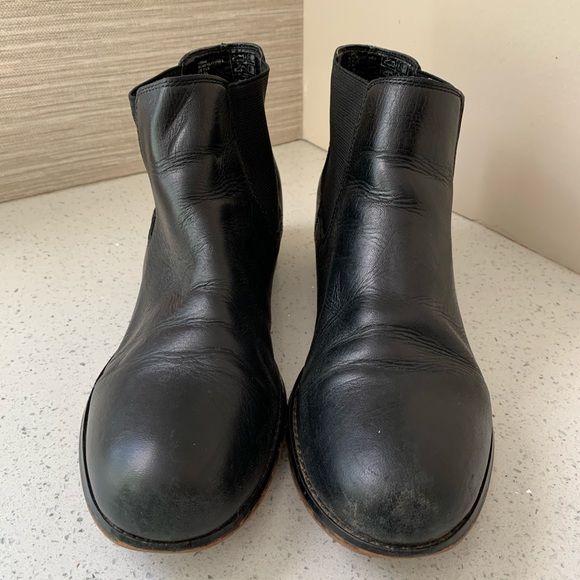 Lands’ End Black Chelsea Boot - Picture 3 of 11